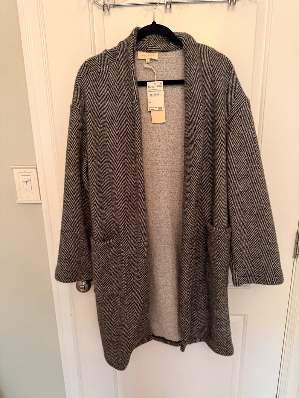 Melloday: Gray Herringbone Open-Front Coatigan